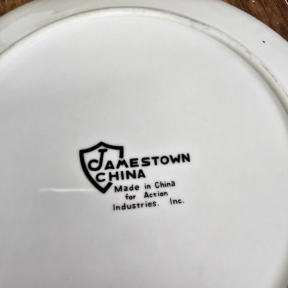 Vintage Jamestown China Christmas Treasure 20 Pc Dinner Set 1989 Plates Dishes